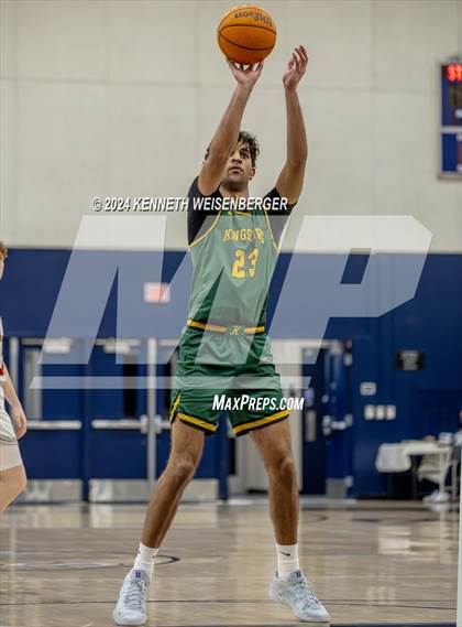 Thumbnail 1 in North vs. Kingsburg photogallery.
