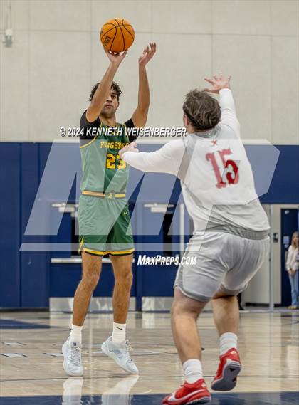 Thumbnail 2 in North vs. Kingsburg photogallery.