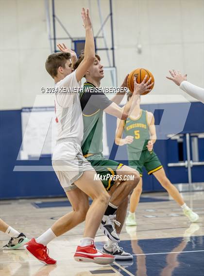 Thumbnail 1 in North vs. Kingsburg photogallery.