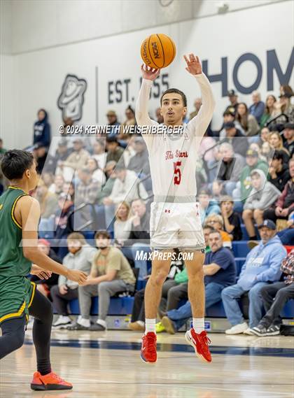 Thumbnail 3 in North vs. Kingsburg photogallery.