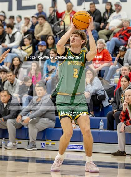 Thumbnail 3 in North vs. Kingsburg photogallery.