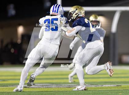 Thumbnail 3 in Creighton Prep @ Elkhorn South (NSAA Class A Round 1) photogallery.