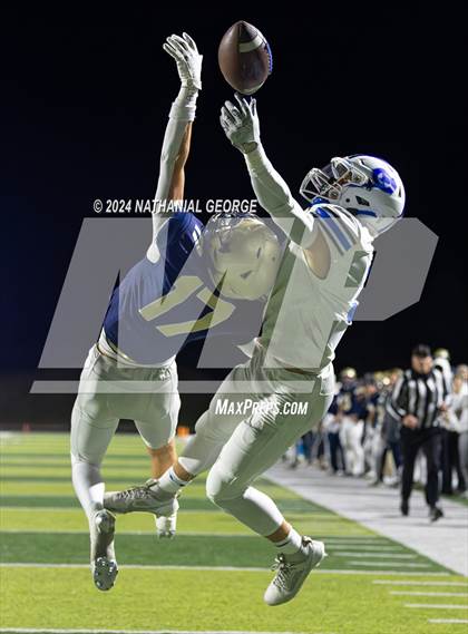 Thumbnail 2 in Creighton Prep @ Elkhorn South (NSAA Class A Round 1) photogallery.