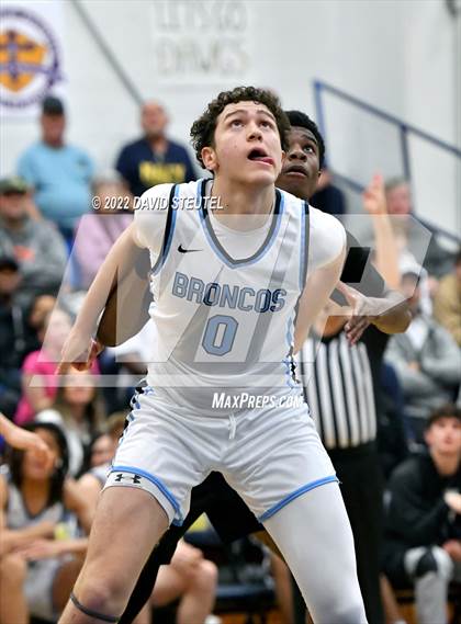 Thumbnail 2 in Salesian College Preparatory vs. Clovis North (Gridley Invitational) photogallery.