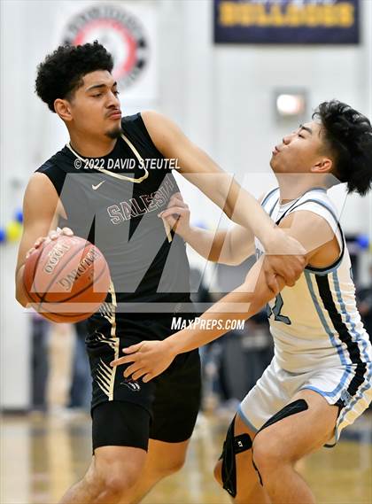 Thumbnail 3 in Salesian College Preparatory vs. Clovis North (Gridley Invitational) photogallery.