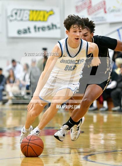 Thumbnail 3 in Salesian College Preparatory vs. Clovis North (Gridley Invitational) photogallery.