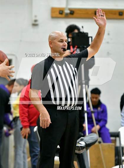 Thumbnail 3 in Salesian College Preparatory vs. Clovis North (Gridley Invitational) photogallery.