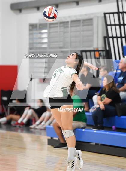 Thumbnail 2 in La Jolla Country Day vs. Rancho (Nike TOC Southwest) photogallery.