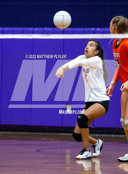 Thumbnail 1 in South View vs Triton (Jack Britt's 19th Annual Volleyball Jamboree)(scrimmage) photogallery.