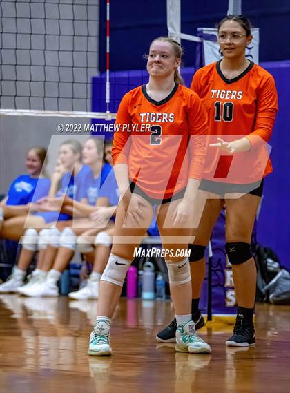 Thumbnail 3 in South View vs Triton (Jack Britt's 19th Annual Volleyball Jamboree)(scrimmage) photogallery.