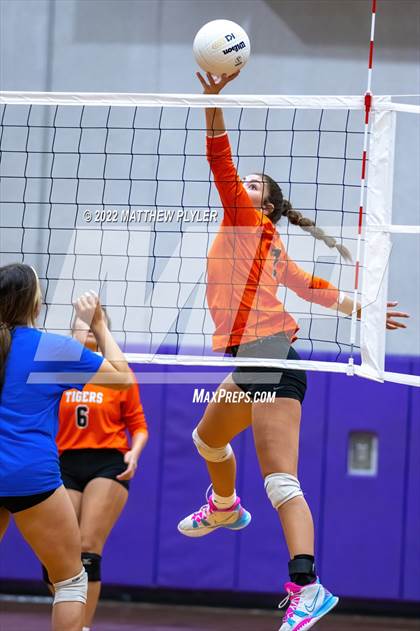 Thumbnail 1 in South View vs Triton (Jack Britt's 19th Annual Volleyball Jamboree)(scrimmage) photogallery.