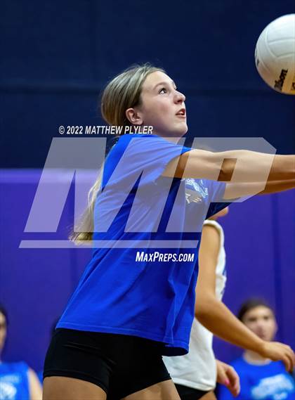 Thumbnail 1 in South View vs Triton (Jack Britt's 19th Annual Volleyball Jamboree)(scrimmage) photogallery.