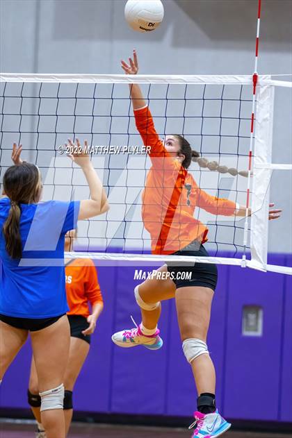 Thumbnail 2 in South View vs Triton (Jack Britt's 19th Annual Volleyball Jamboree)(scrimmage) photogallery.