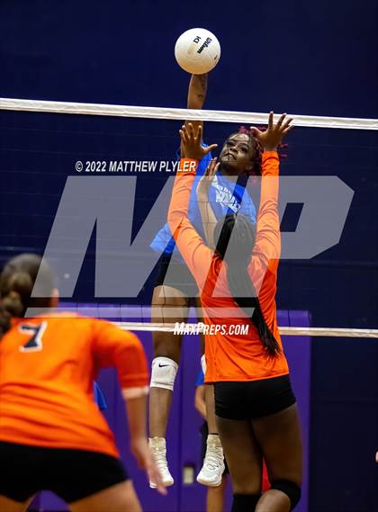Thumbnail 2 in South View vs Triton (Jack Britt's 19th Annual Volleyball Jamboree)(scrimmage) photogallery.
