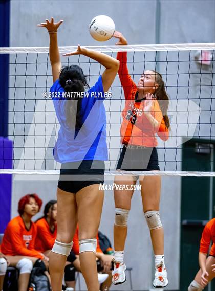 Thumbnail 3 in South View vs Triton (Jack Britt's 19th Annual Volleyball Jamboree)(scrimmage) photogallery.