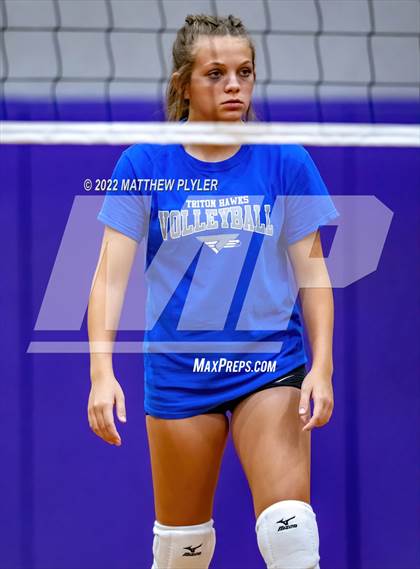 Thumbnail 1 in South View vs Triton (Jack Britt's 19th Annual Volleyball Jamboree)(scrimmage) photogallery.