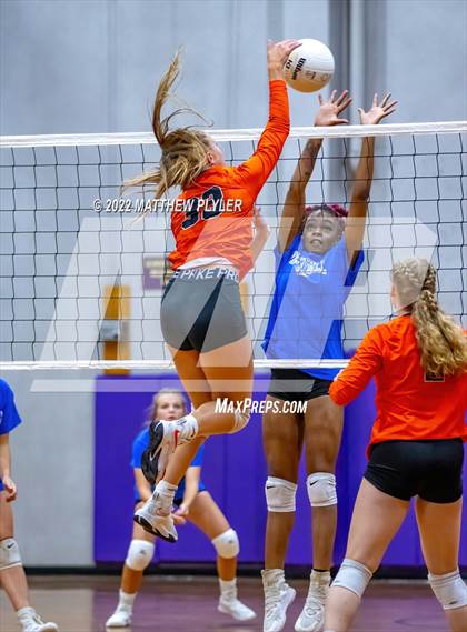 Thumbnail 1 in South View vs Triton (Jack Britt's 19th Annual Volleyball Jamboree)(scrimmage) photogallery.