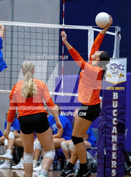 Thumbnail 2 in South View vs Triton (Jack Britt's 19th Annual Volleyball Jamboree)(scrimmage) photogallery.