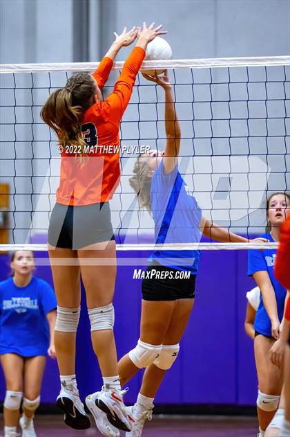 Thumbnail 3 in South View vs Triton (Jack Britt's 19th Annual Volleyball Jamboree)(scrimmage) photogallery.