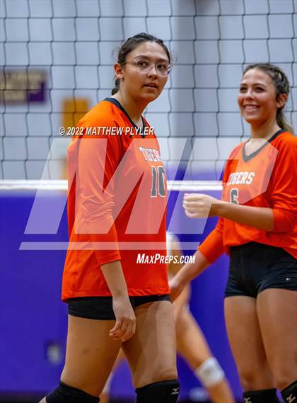 Thumbnail 2 in South View vs Triton (Jack Britt's 19th Annual Volleyball Jamboree)(scrimmage) photogallery.