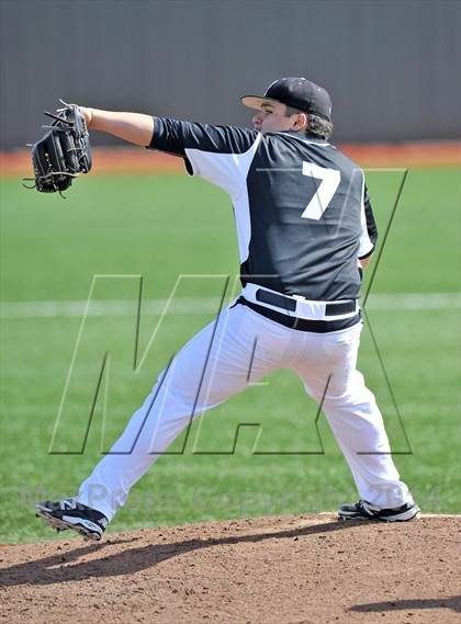Thumbnail 3 in Pantego Christian vs Bishop Lynch (Texas Private School Classic) photogallery.