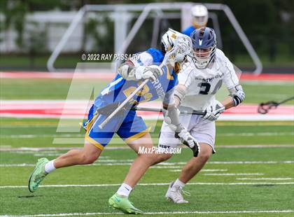 Thumbnail 3 in Comsewogue vs. Smithtown West (Section XI Div II Class B Championship) photogallery.