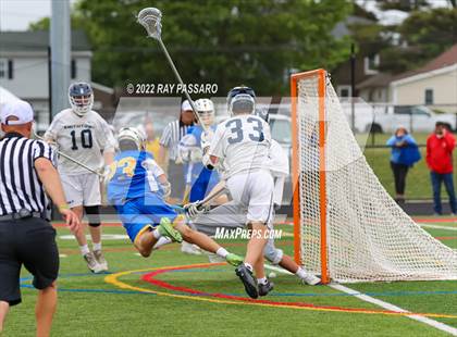 Thumbnail 2 in Comsewogue vs. Smithtown West (Section XI Div II Class B Championship) photogallery.