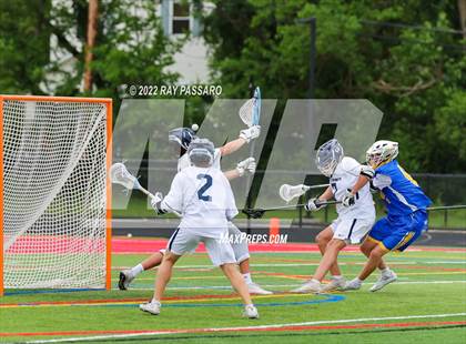 Thumbnail 2 in Comsewogue vs. Smithtown West (Section XI Div II Class B Championship) photogallery.