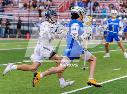Thumbnail 3 in Comsewogue vs. Smithtown West (Section XI Div II Class B Championship) photogallery.