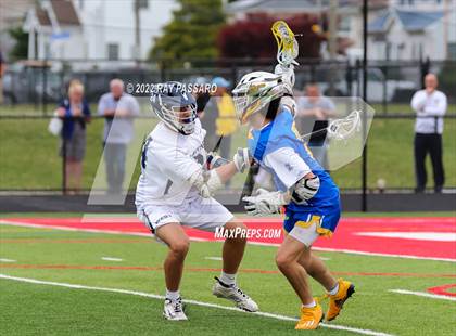 Thumbnail 2 in Comsewogue vs. Smithtown West (Section XI Div II Class B Championship) photogallery.