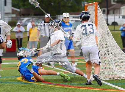 Thumbnail 2 in Comsewogue vs. Smithtown West (Section XI Div II Class B Championship) photogallery.