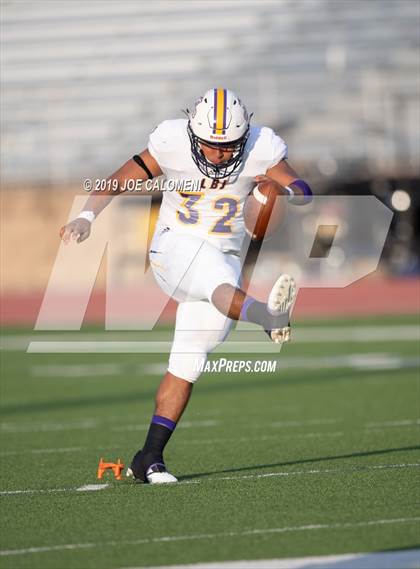 Thumbnail 2 in Laredo LBJ @ Jay [John] photogallery.