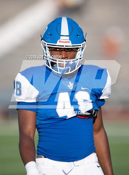 Thumbnail 1 in Laredo LBJ @ Jay [John] photogallery.