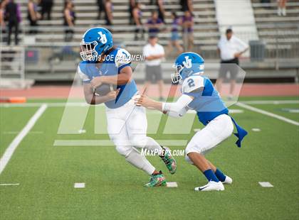 Thumbnail 2 in Laredo LBJ @ Jay [John] photogallery.