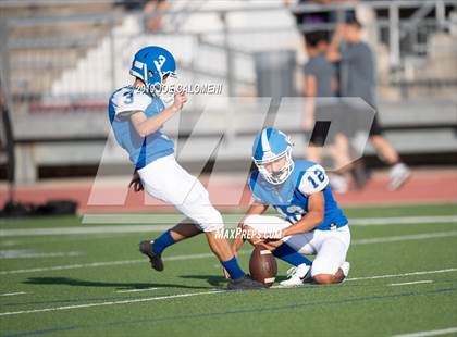 Thumbnail 3 in Laredo LBJ @ Jay [John] photogallery.