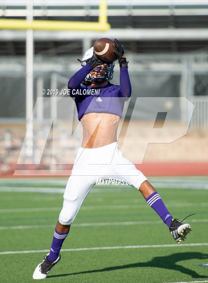 Thumbnail 1 in Laredo LBJ @ Jay [John] photogallery.