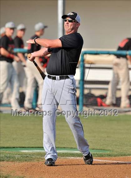 Thumbnail 3 in Archer City vs. Trenton (UIL 1A Region 2 semifinals) photogallery.