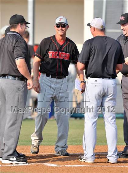 Thumbnail 3 in Archer City vs. Trenton (UIL 1A Region 2 semifinals) photogallery.