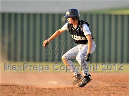 Thumbnail 1 in Archer City vs. Trenton (UIL 1A Region 2 semifinals) photogallery.