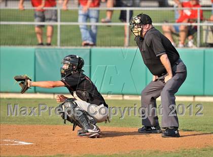 Thumbnail 2 in Archer City vs. Trenton (UIL 1A Region 2 semifinals) photogallery.