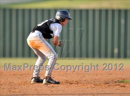 Thumbnail 3 in Archer City vs. Trenton (UIL 1A Region 2 semifinals) photogallery.
