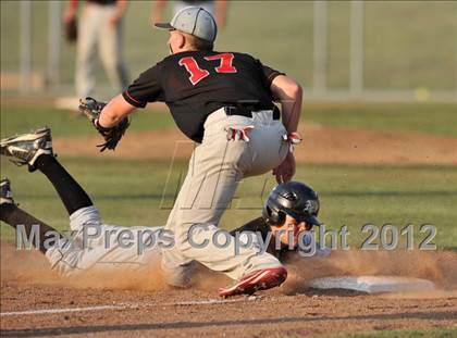 Thumbnail 2 in Archer City vs. Trenton (UIL 1A Region 2 semifinals) photogallery.