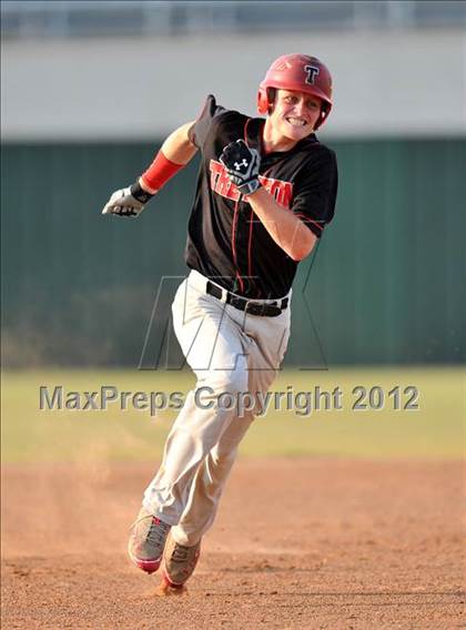 Thumbnail 1 in Archer City vs. Trenton (UIL 1A Region 2 semifinals) photogallery.