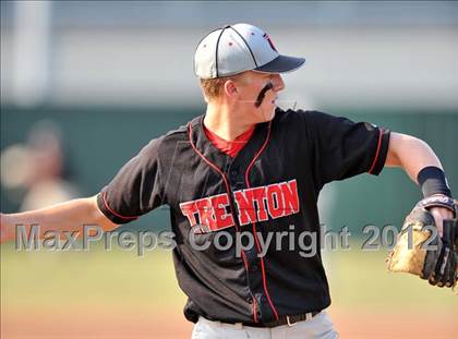 Thumbnail 3 in Archer City vs. Trenton (UIL 1A Region 2 semifinals) photogallery.