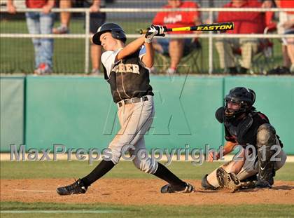 Thumbnail 1 in Archer City vs. Trenton (UIL 1A Region 2 semifinals) photogallery.