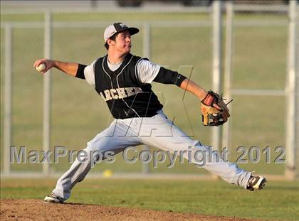 Thumbnail 1 in Archer City vs. Trenton (UIL 1A Region 2 semifinals) photogallery.