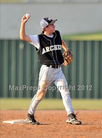 Thumbnail 1 in Archer City vs. Trenton (UIL 1A Region 2 semifinals) photogallery.