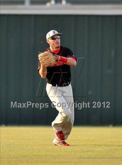 Thumbnail 2 in Archer City vs. Trenton (UIL 1A Region 2 semifinals) photogallery.