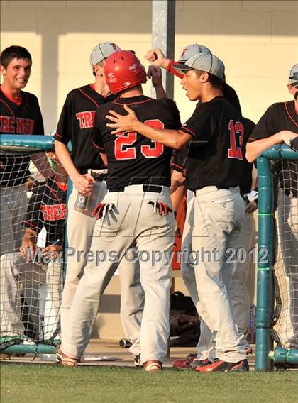 Thumbnail 1 in Archer City vs. Trenton (UIL 1A Region 2 semifinals) photogallery.
