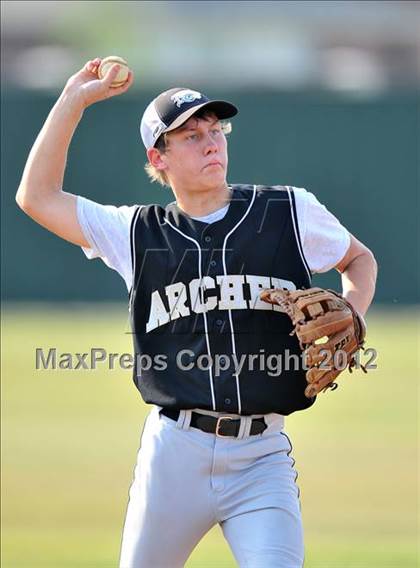 Thumbnail 2 in Archer City vs. Trenton (UIL 1A Region 2 semifinals) photogallery.